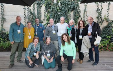 The volunteers participating in the “Shnat Sherut 50 Plus: The Year of Service for Adults” initiative. Photo: Neria Amar.