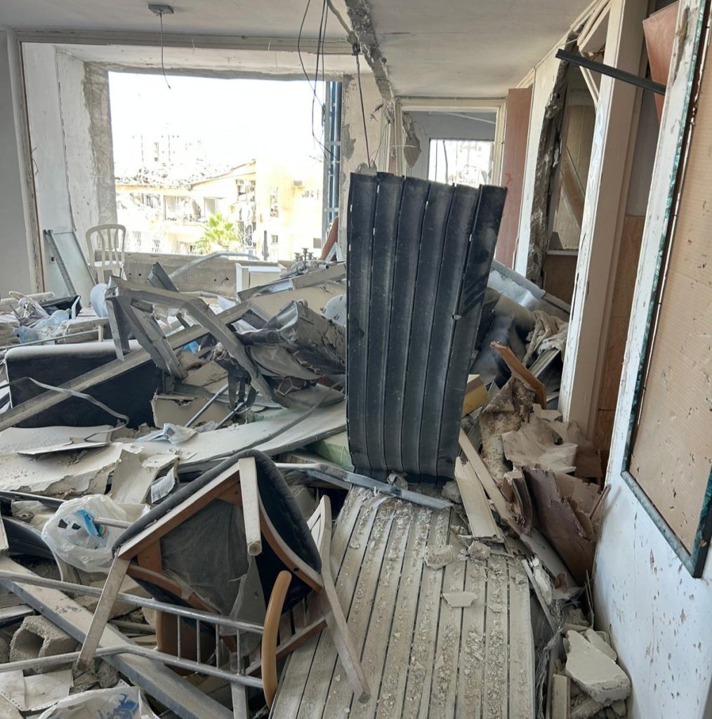 A home damaged by a missile blast in Bat Yam. Photo: Daniella Jawno.