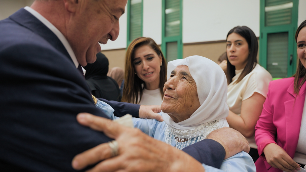 חלוקת ערכות חירום - כפר טורען.קרדיט צילום: אריאל חנין
